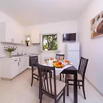 4B Apartments